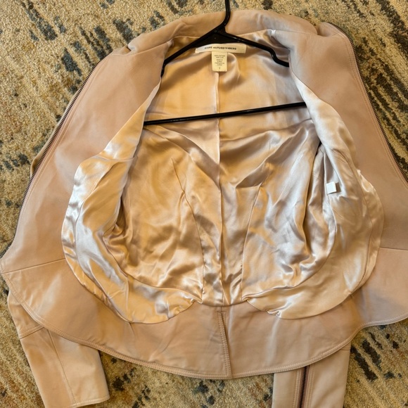 Diane Von Furstenberg Ladies Slim Fit Leather Jacket / Size 2 - Picture 5 of 7